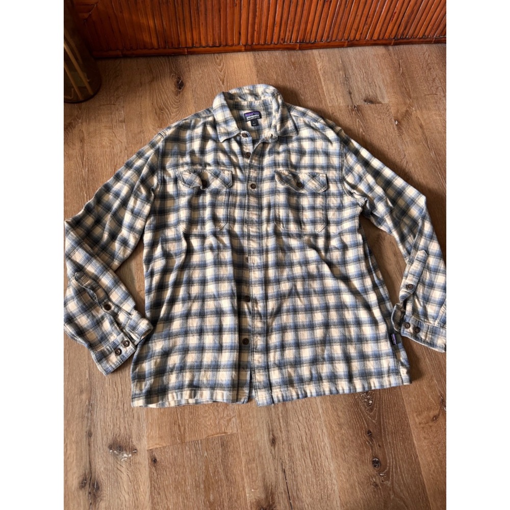 Patagonia Mens Organic Cotton Fjord Flannel Shirt Blue Plaid Long Sleeve Size L